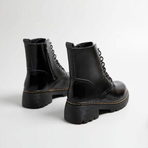 Combat boot